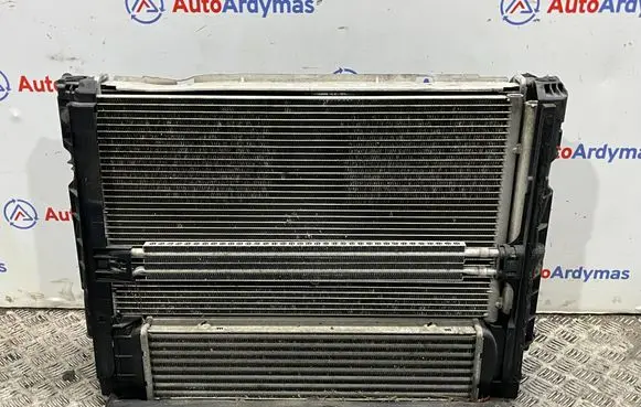 BMW 3 E92 E93 Radiator set 7788903 17117788903 7540035