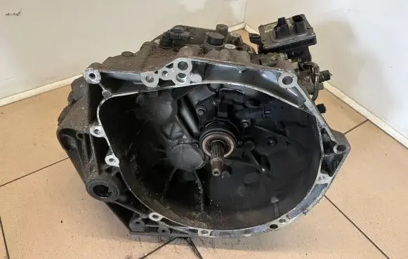 Peugeot 508 Manual 6 speed gearbox