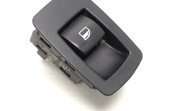 BMW 5 E60 E61 Electric window control switch 9113773