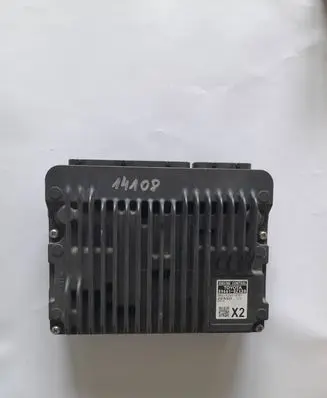 Toyota Corolla E160 E170 Engine control unit/module 896610ZX20 MB2762008091