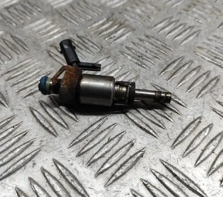 Audi A3 S3 8V Fuel injector 06L906036H 0261500170
