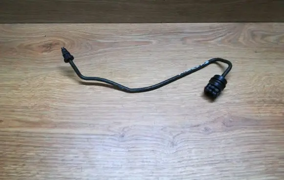 Mazda 3 I Clutch pipe/line 