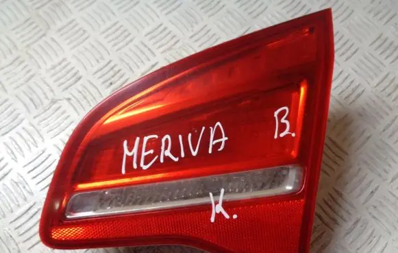 Opel Meriva B Tailgate rear/tail lights 21620201 21628003