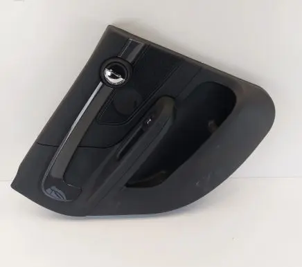 Mini Cooper Countryman F60 Rear door card panel trim 166314