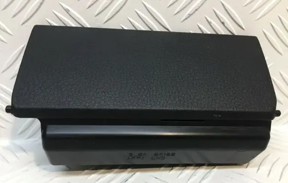 Mazda 6 Dashboard storage box/compartment GJ6A64182
