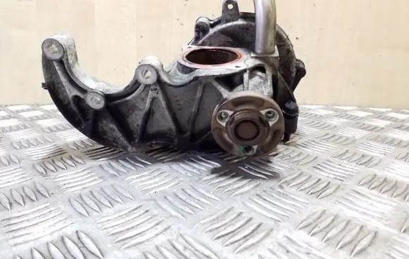 Chevrolet Captiva Water pump 86868238