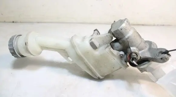 Suzuki Swift II Master brake cylinder 0204259025