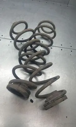 Volkswagen Polo Rear coil spring