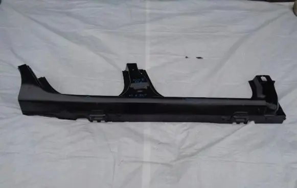 Renault Clio IV Front sill (body part) 764604943R