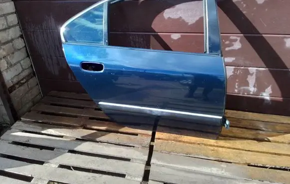 Peugeot 607 Rear door