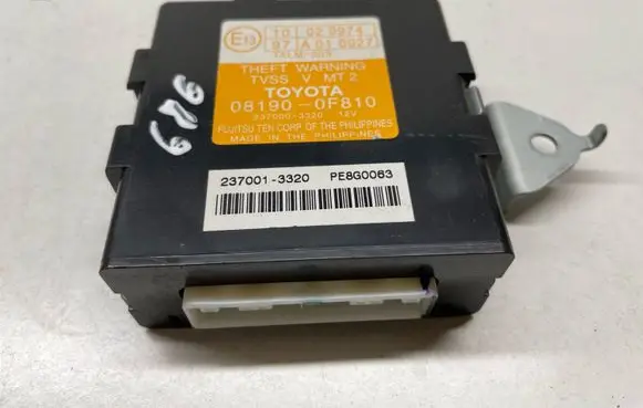Toyota Corolla Verso AR10 Alarm control unit/module 081900F810