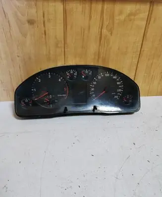 Audi A6 S6 C5 4B Speedometer (instrument cluster) 88311264