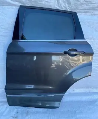 Ford Kuga II Rear door 247835'