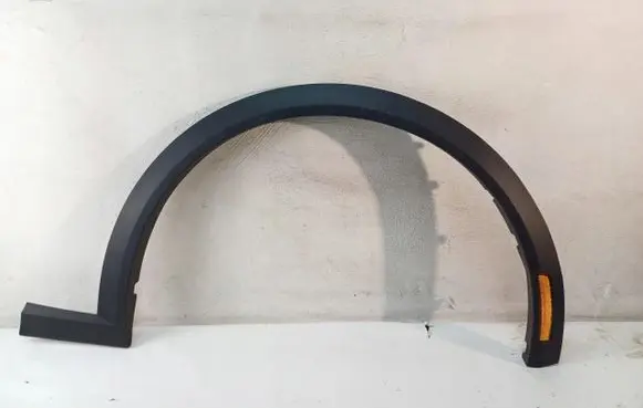 Ford Mustang Mach-E Fender trim (molding) LJ8B-R16D238-ADW