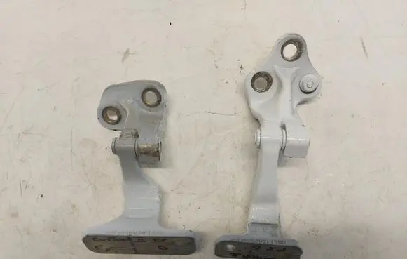Ford Transit Custom II Front door lower hinge 