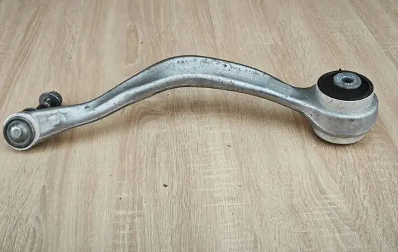 BMW X5 G05 Front lower control arm/wishbone 6893550
