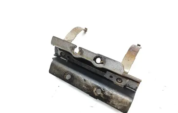 Renault Megane IV Other engine bay part 08180468 20267