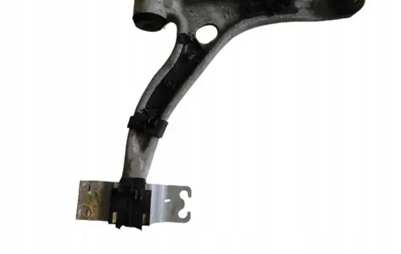 Mercedes-Benz CLA C117 X117 W117 Front control arm A1563300200