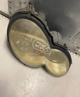 Mercedes-Benz C W203 Headlight/headlamp