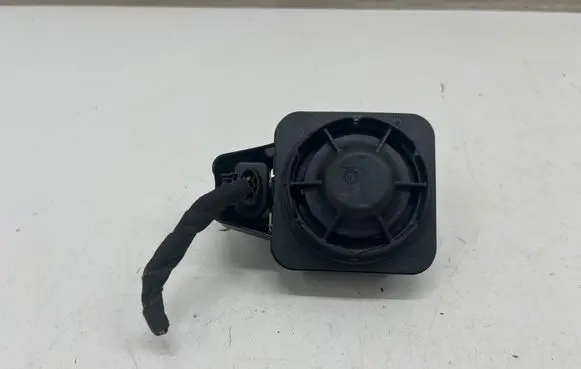 Audi Q3 F3 Alarm system siren 5Q0951605A