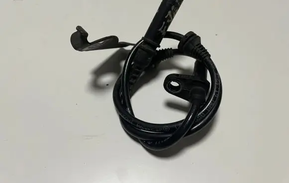 BMW X5 F15 ABS brake wheel speed sensor 6771776