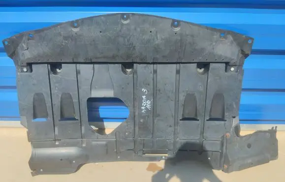 Mazda 3 II Front underbody cover/under tray BBM456115