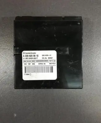 Mercedes-Benz CLK A209 C209 Convertible roof control unit A2098209810