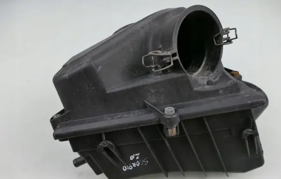 Ford Scorpio Air filter box 95WF9600AG