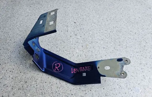 Maserati Levante Fender mounting bracket