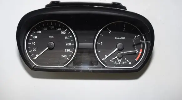 BMW 1 E81 E87 Speedometer (instrument cluster) 9187046