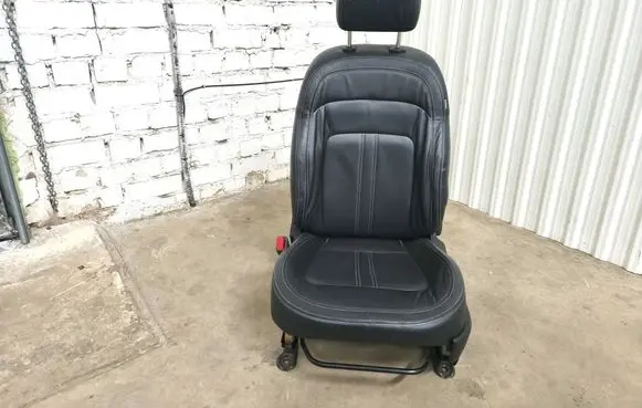 KIA Sportage Front driver seat 