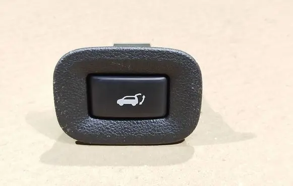 Renault Koleos II Tailgate/trunk/boot open switch 9882 91008G