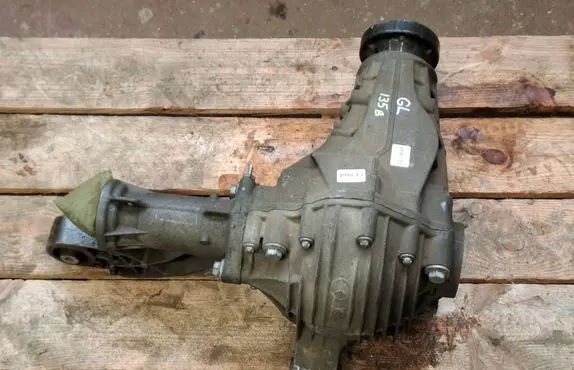 Mercedes-Benz GL X164 Front differential 4460310031