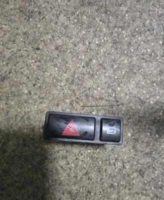 BMW 3 E46 Hazard light switch 61318368920