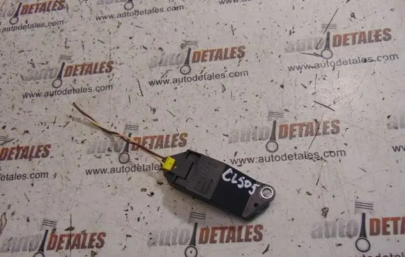Mercedes-Benz CLS C219 Airbag deployment crash/impact sensor A0018209326