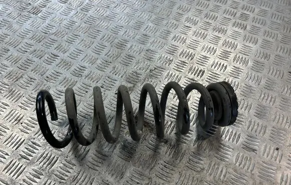KIA Sportage Rear coil spring 55330-CJCC0
