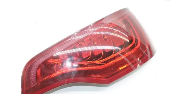Audi Q7 4L Tailgate rear/tail lights 4L0945094F