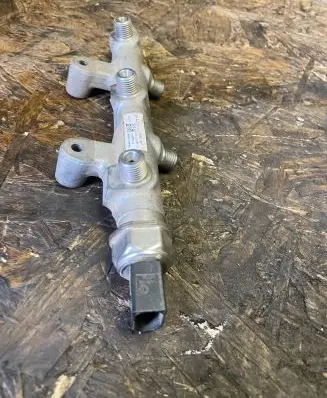 Audi A7 S7 4G Fuel main line pipe 059130089CS 100000345