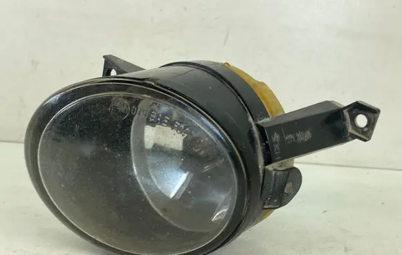 Volkswagen Touran I Front fog light 27128700