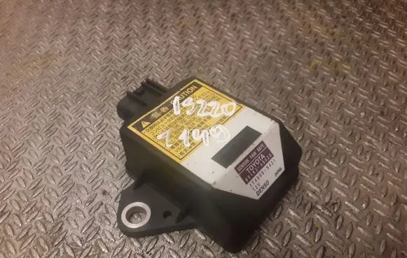 Lexus IS 220D-250-350 Yaw turn rate sensor 8918360020