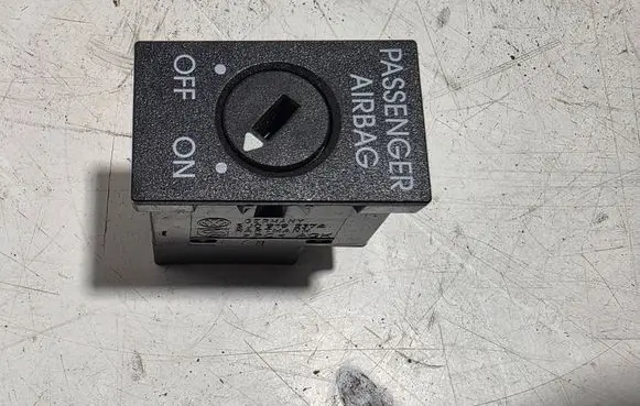 Skoda Roomster (5J) Passenger airbag on/off switch 5J0919237A