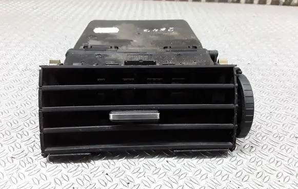 Ford C-MAX I Dash center air vent grill 3M51R014L21BE