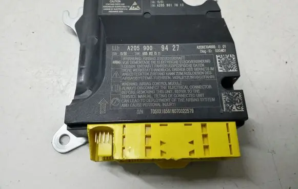 Mercedes-Benz C AMG W205 Airbag control unit/module A2059009427