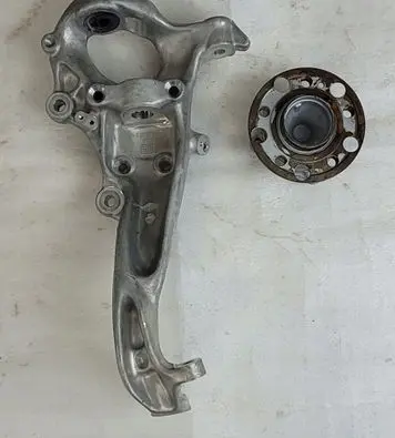 Mercedes-Benz C W206 Front wheel hub spindle knuckle R2060200
