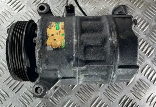 Volvo V70 Air conditioning (A/C) compressor (pump) P30630921 30630921