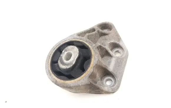 Audi A4 S4 B7 8E 8H Rear differential mounting bracket 8E0599125Q