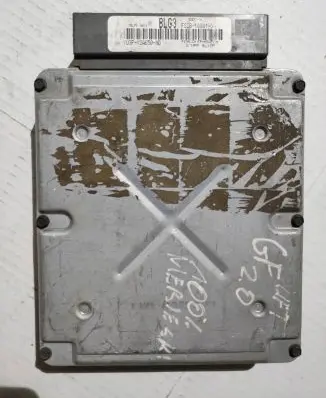Mazda 626 Engine control unit/module ECU FS2B18881D