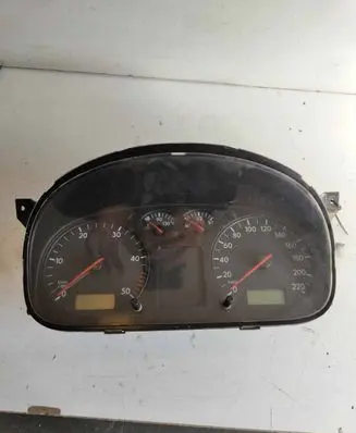 Seat Alhambra (Mk1) Speedometer (instrument cluster) 88311300
