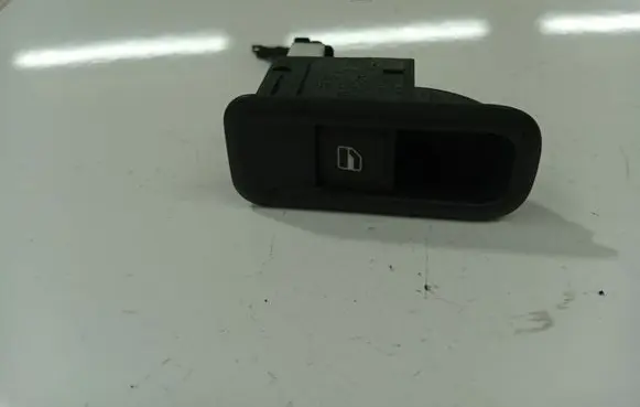 Skoda Fabia Mk2 (5J) Electric window control switch 5J0867435