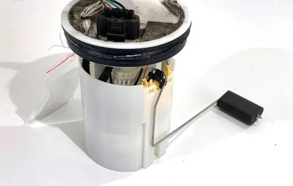 Ford Fiesta In-tank fuel pump C1B19H307BE